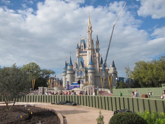 Hub Construction | March 2015 Walt Disney World Trip Report Update