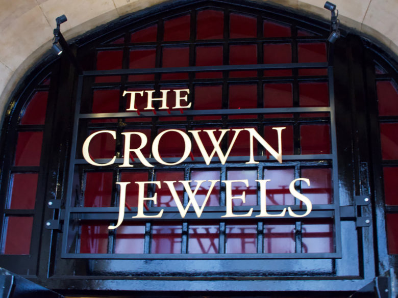 Crown Jewels in the Tower of London | 2016 London and Paris Trip Report